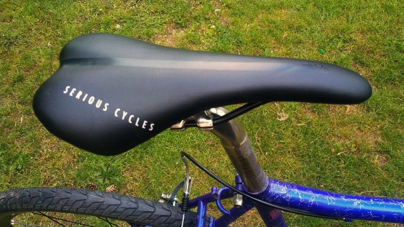 Městské gravel cross kolo. Kvalitní Cro-Mo rám velikost 57 cm. osazení Shimano STX RC 3x8