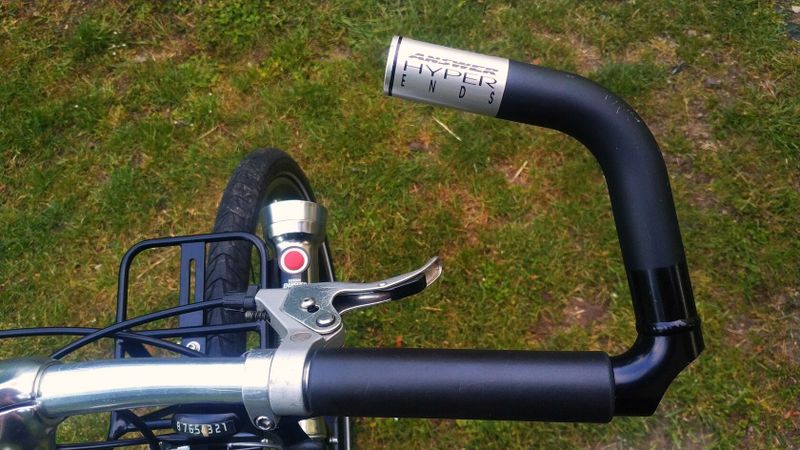 Městské gravel cross kolo. Kvalitní Cro-Mo rám velikost 57 cm. osazení Shimano STX RC 3x8