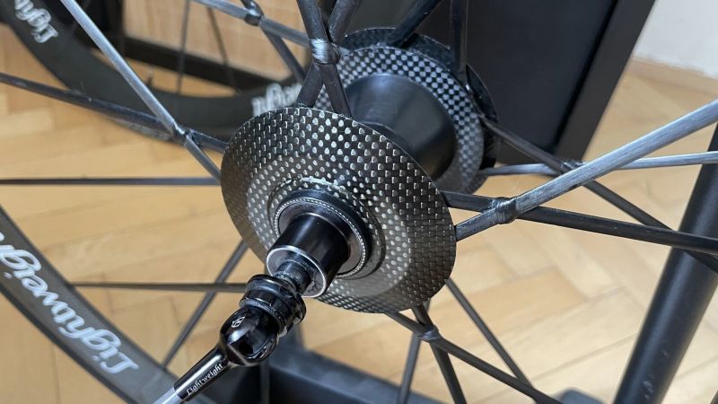 Lightweight Standard 3 / Shimano Sram 11s / galusky Continental