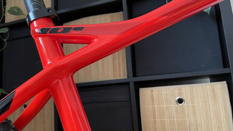 Wilier 101X carbon Red / vel.L / Shimano 1x12 / zánovní stav