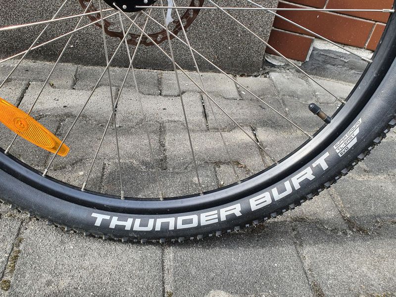 GT Avalanche kola 27,5
