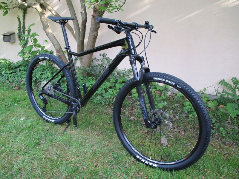 Nové 29" karbonové kolo na rámu Apache Hupahu 21", SLX/Deore 1x12, vzduch. vidlice Rock Shox Recon