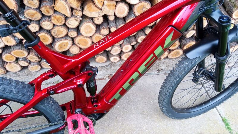 Trek Rail 5 625W Gen 3