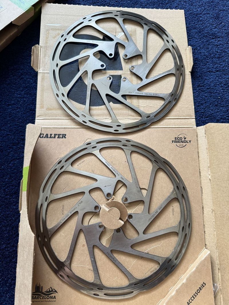 SRAM Code R - páčky, třmeny, desky, kotouče - možno zvlášť, cena dohodou