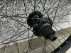 Zapletená kola, náboje Shimano, pláště Continental