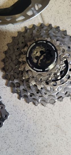 Prodám silniční sadu Dura-ace 9250 di2 12-speed 