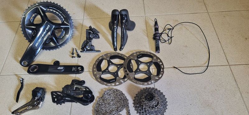 Prodám silniční sadu Dura-ace 9250 di2 12-speed 