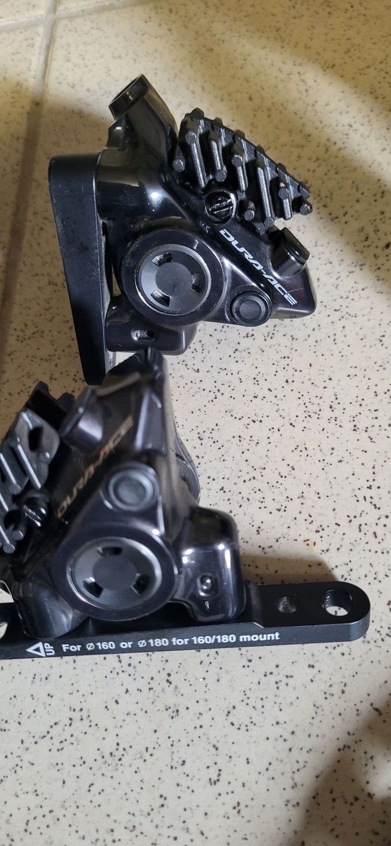 Prodám silniční sadu Dura-ace 9250 di2 12-speed 