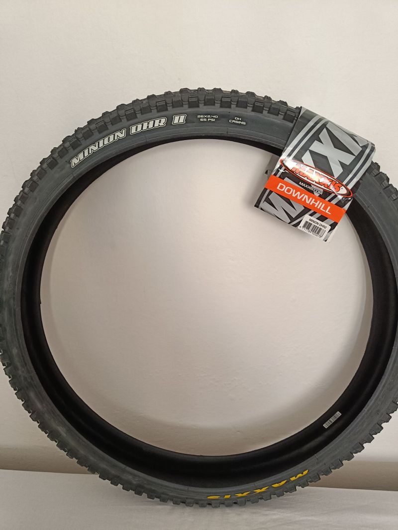 Prodám dva pláště (pneumatiky, gumy) Maxxis - nové, nenasazené