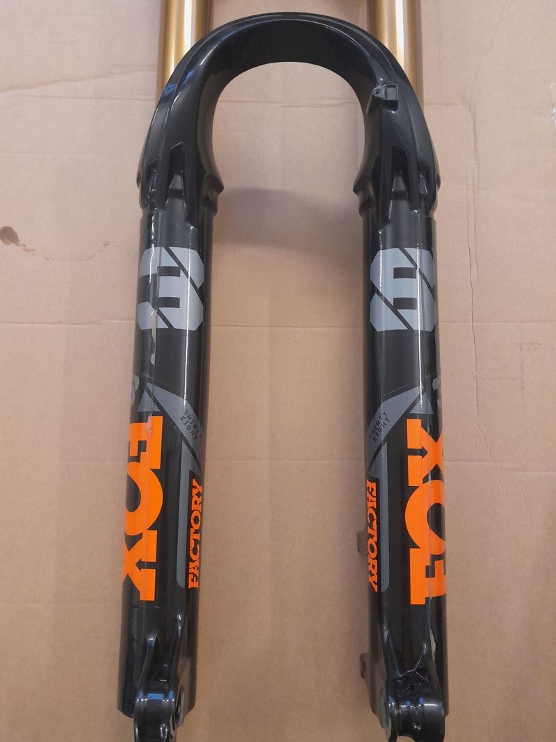 Vidlice Fox 38 Factory Grip2 27.5" 170mm