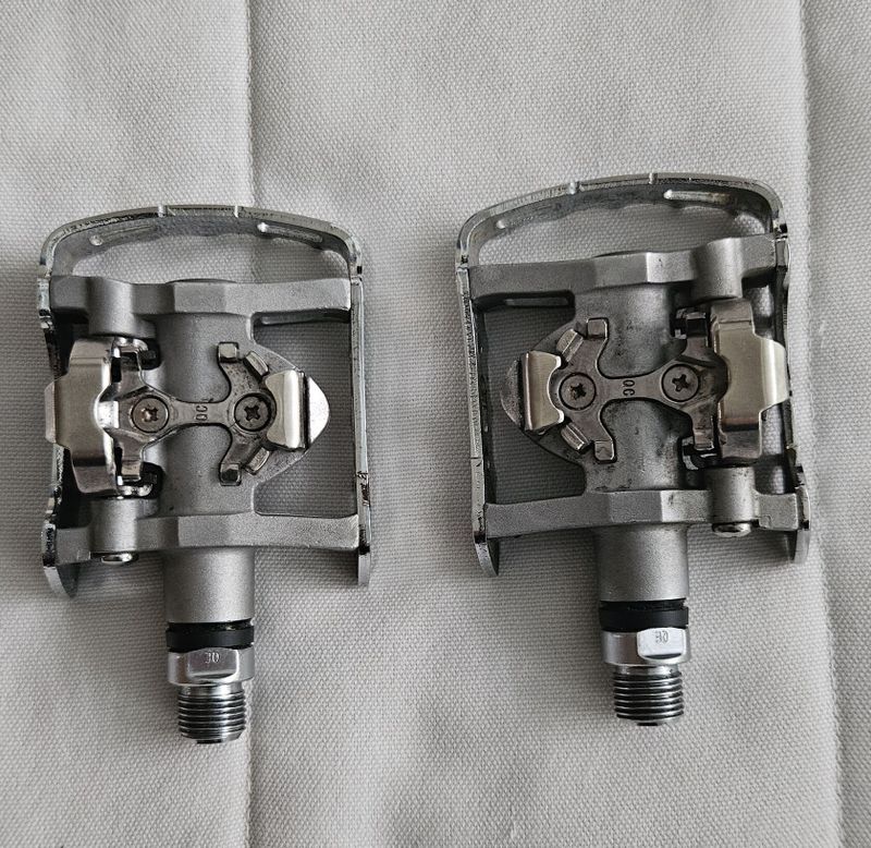 Pedály Shimano PD-M324