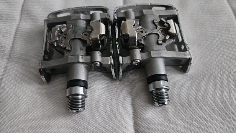 Pedály Shimano PD-M324