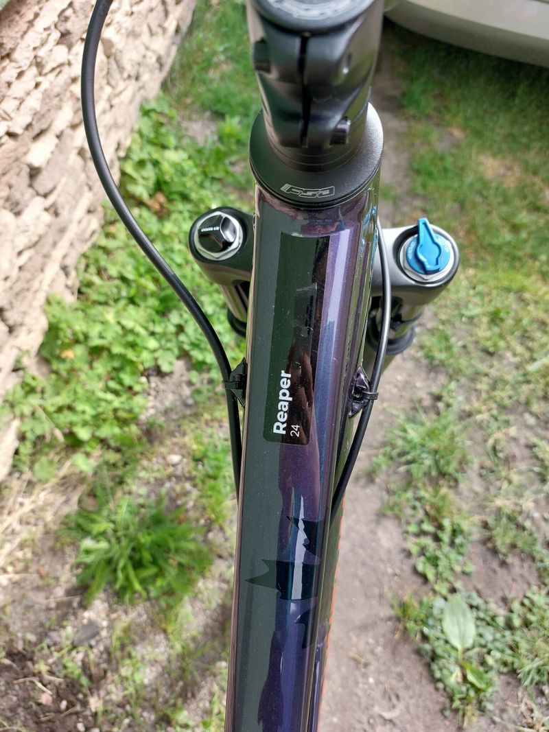 Dětské celoodpružené horské kolo Rocky Mountain REAPER 24