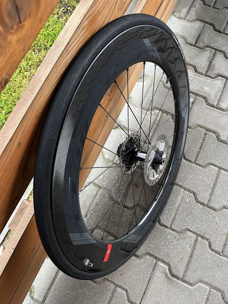 Téměř nové výplety FULCRUM WIND 75 DB (disc break) 28“