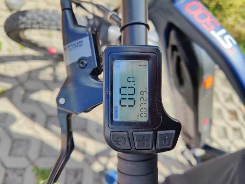 Rockrider E-ST500