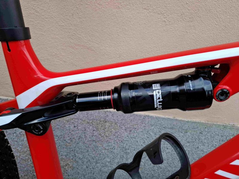 Canyon LUX CF SL 8.0, Shimano XT, kola karbon Reynolds TR245, první majitel