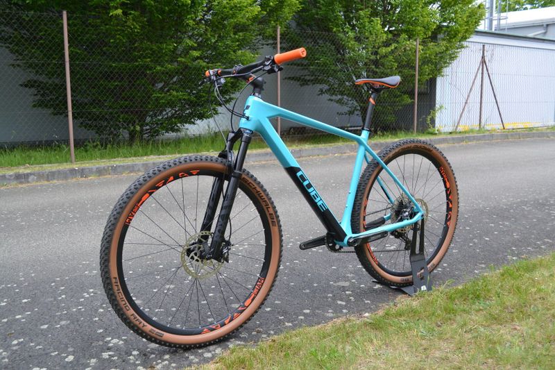 Cube Reaction C:62 Race Petrol (XL) 10.6 kg Top Stav