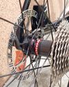 ● NOVÉ ● Karbonové silniční kolo Twitter s bezdrátovou sadou WheelTop EDS TX