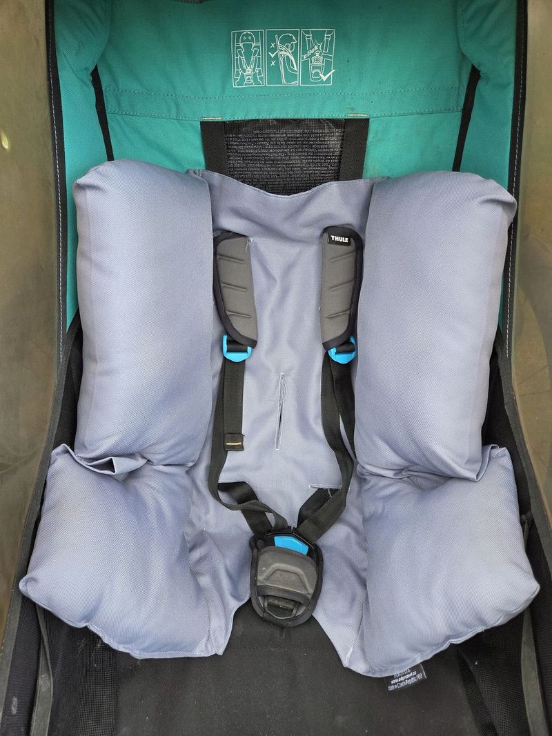 Thule Chariot Lite 2017 s příslušenstvím (velké kolo, brzda, extra úchyt na kolo)