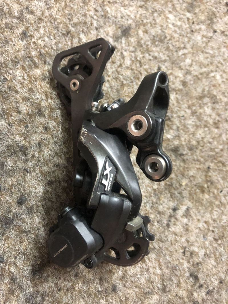 Shimano Deore XT - RD-M8000 + řazení 