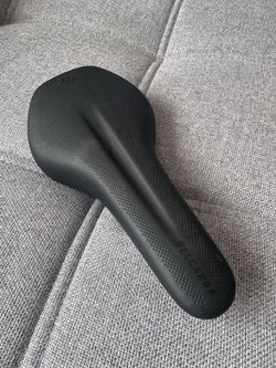 SYNCROS BELCARRA R 1.5, CHANNEL SADDLE
