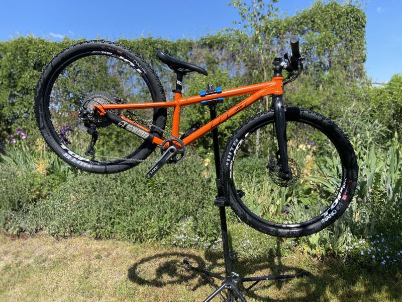Pomeranč se valí do světa - RB KID 125