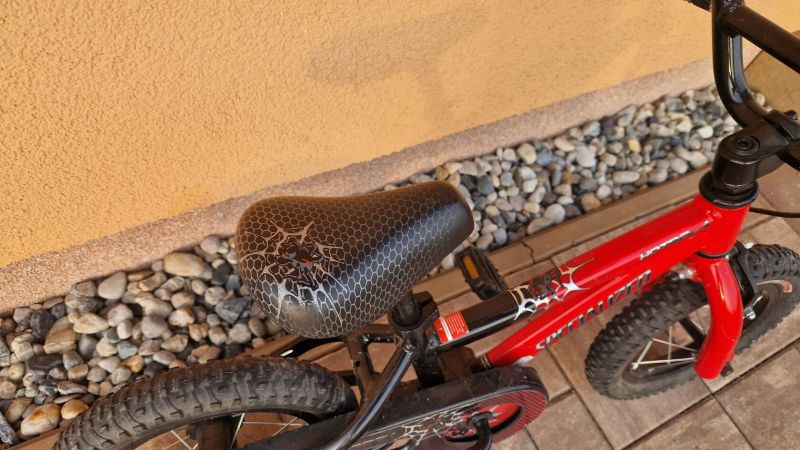 Specialized Hotrock,dětské kolo 12"