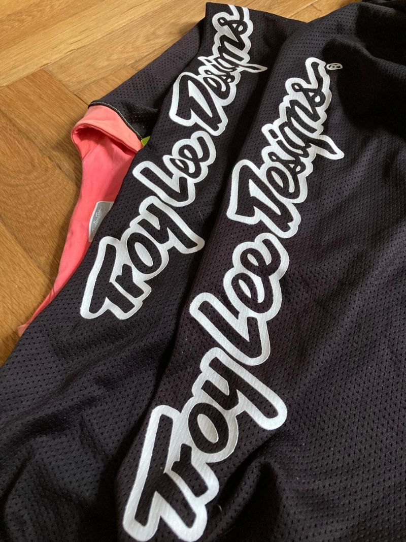 MTB ENDURO dres Troy Lee Designs