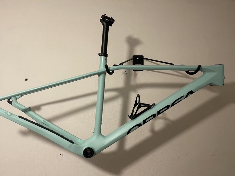 Karbonový rám ORBEA ALMA rok 2022, barva Ice Green, velkost M, TOP STAV !!!