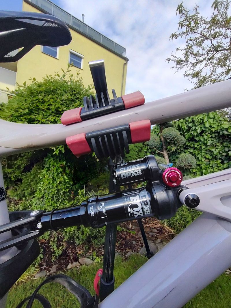Specialized status 2021 S4