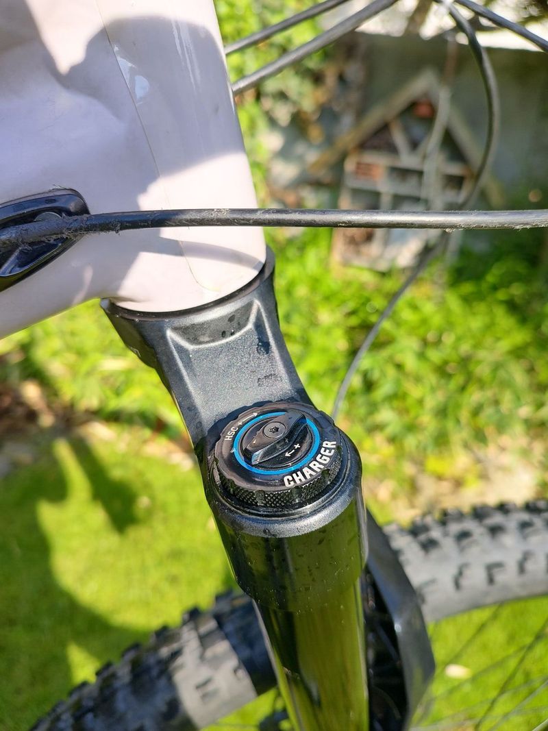 Specialized status 2021 S4