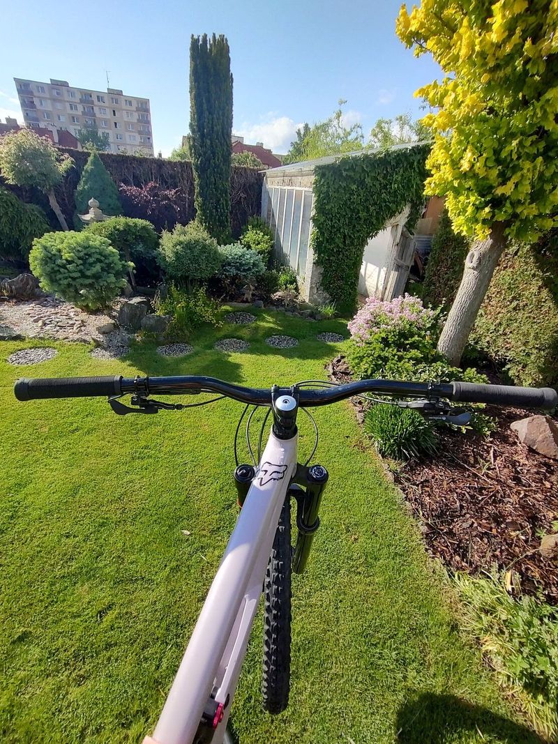 Specialized status 2021 S4