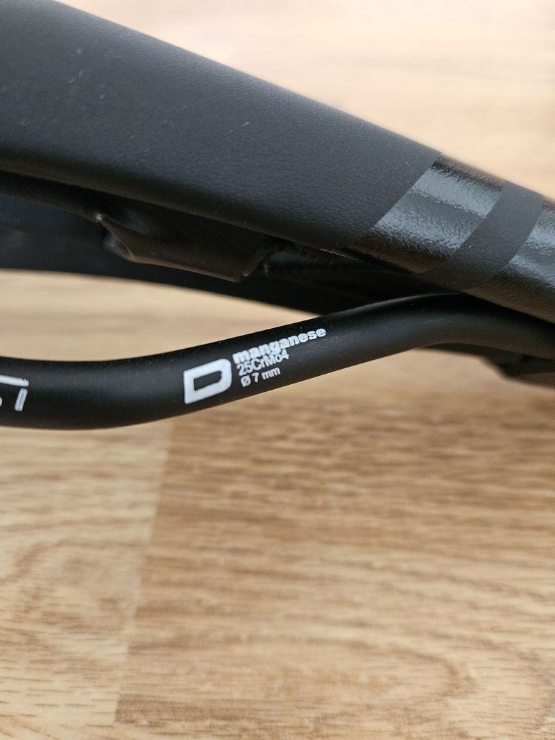 Selle San Marco Mantra Supercomfort Wide 145mm