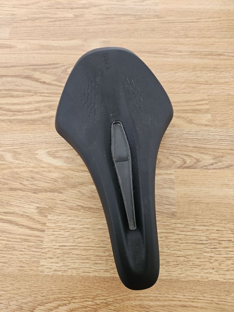 Sedlo Fiziik Terra Argo 150mm