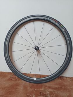 Přední kolo Giant