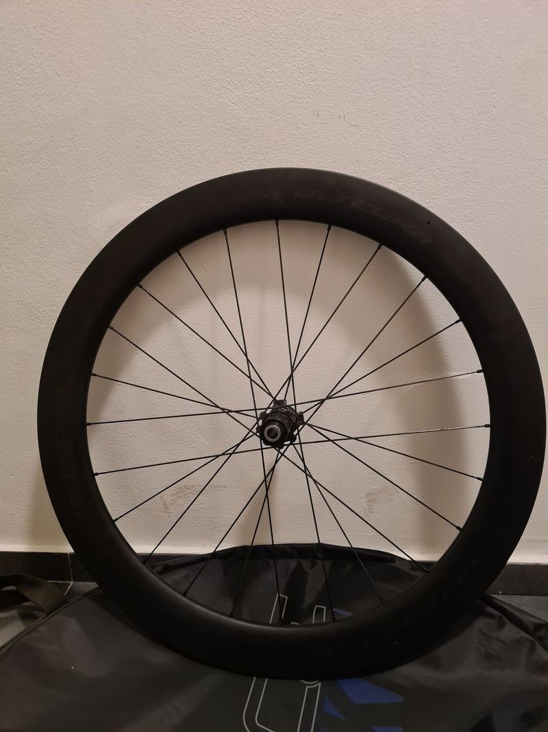 Sada kol Shimano Ultegra WH-R8170-C60-TL Disc 