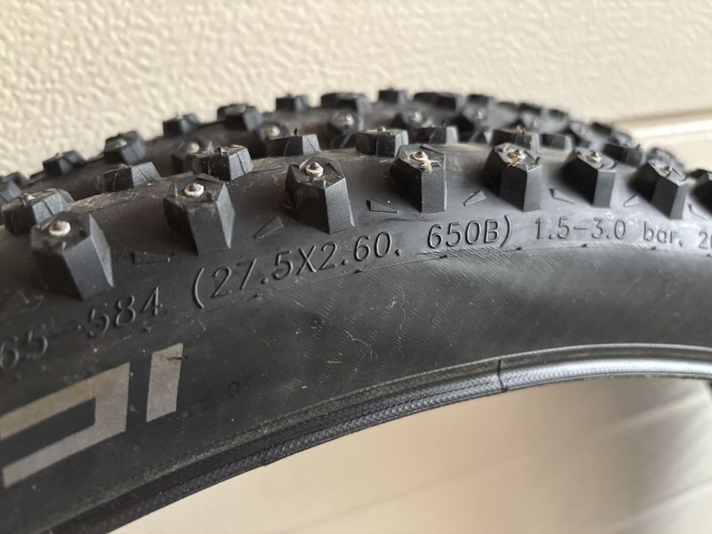 Pláště Schwalbe Ice Spiker 27.5x2.6