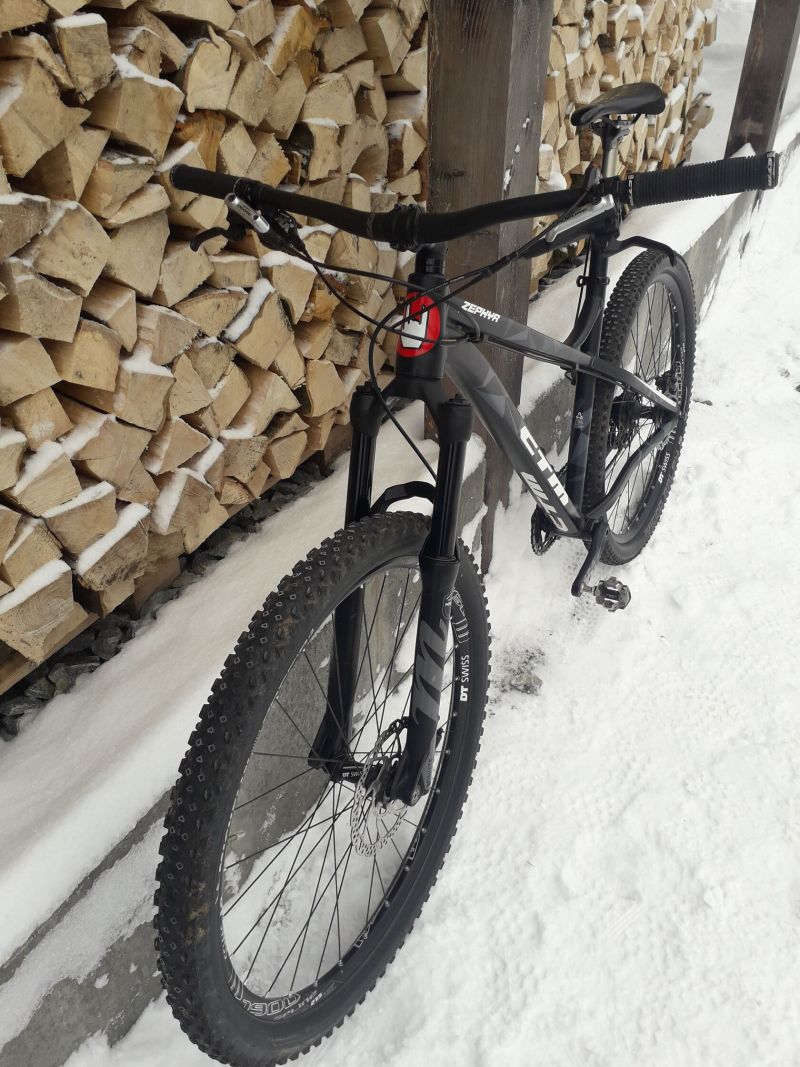 CTM Zephyr Enduro, all mountain, pevný hardtail bike