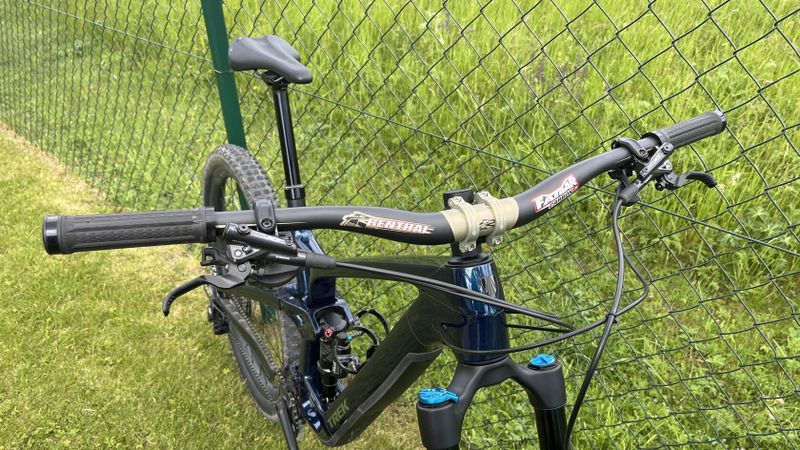 Trek Fuel EX 9.8 XT Gen 6 vel. L