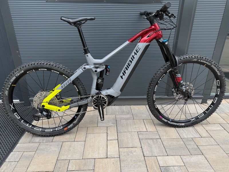 Haibike Nduro 7 velikost M, zánovní, nájezd 100Km