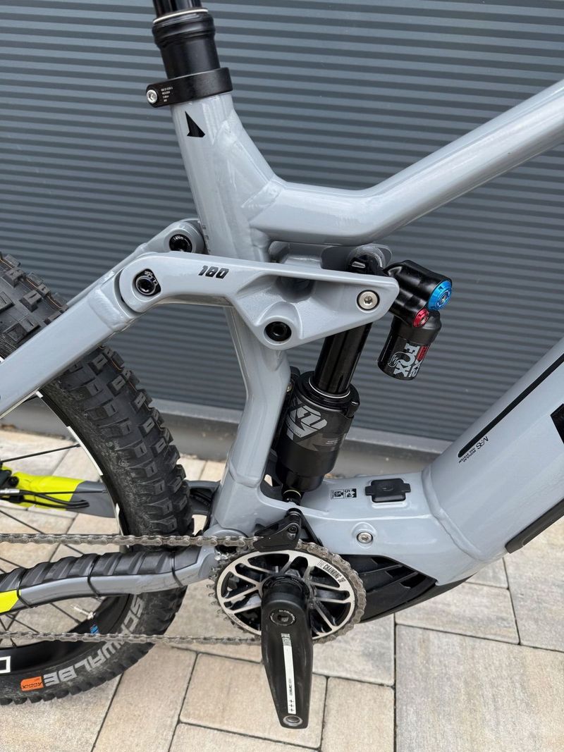 Haibike Nduro 7 velikost M, zánovní, nájezd 100Km