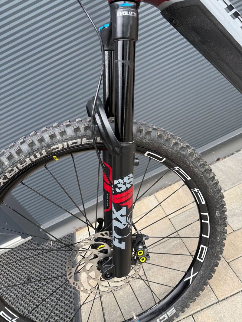 Haibike Nduro 7 velikost M, zánovní, nájezd 100Km
