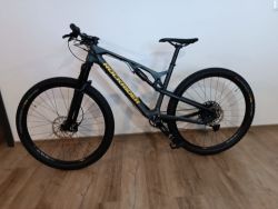Karbonové kolo rockrider xc 500S zárkuka, jako nové najeto 200km