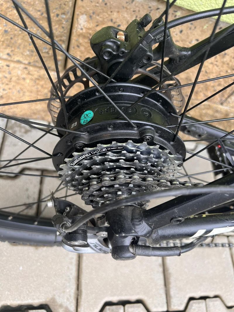 elektrokolo Apache 27,5”, zadní motor, 468 Wh