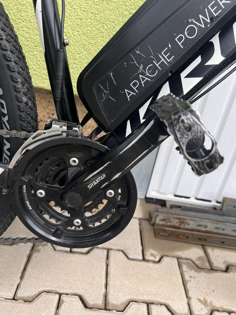 elektrokolo Apache 27,5”, zadní motor, 468 Wh