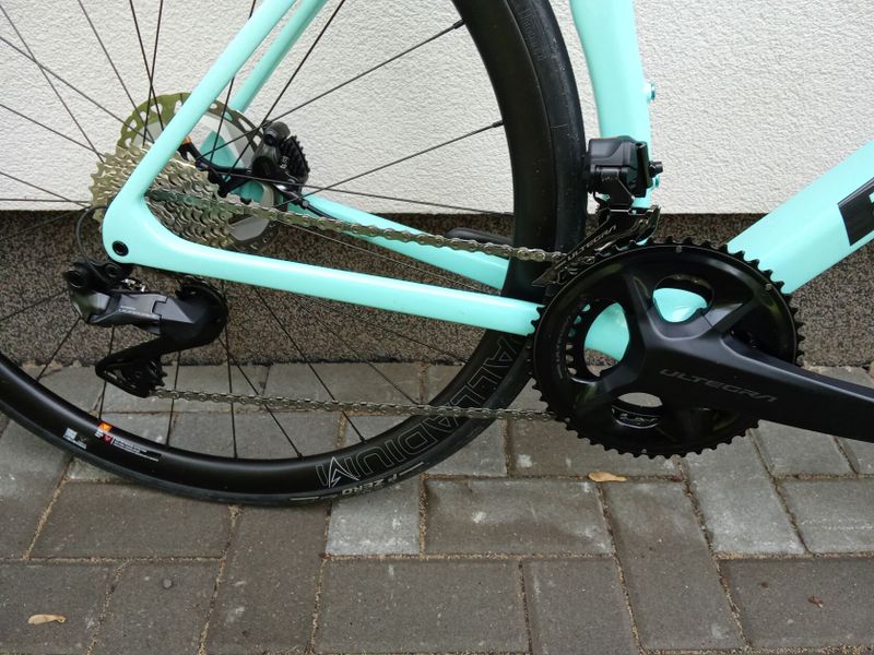 Bianchi Specialissima Ultegra Di2