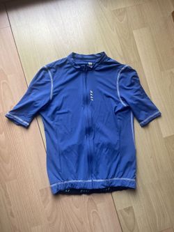 MAAP woman’s training jersey