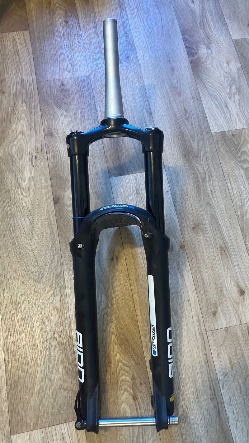SR Suntour Aion 29 boost