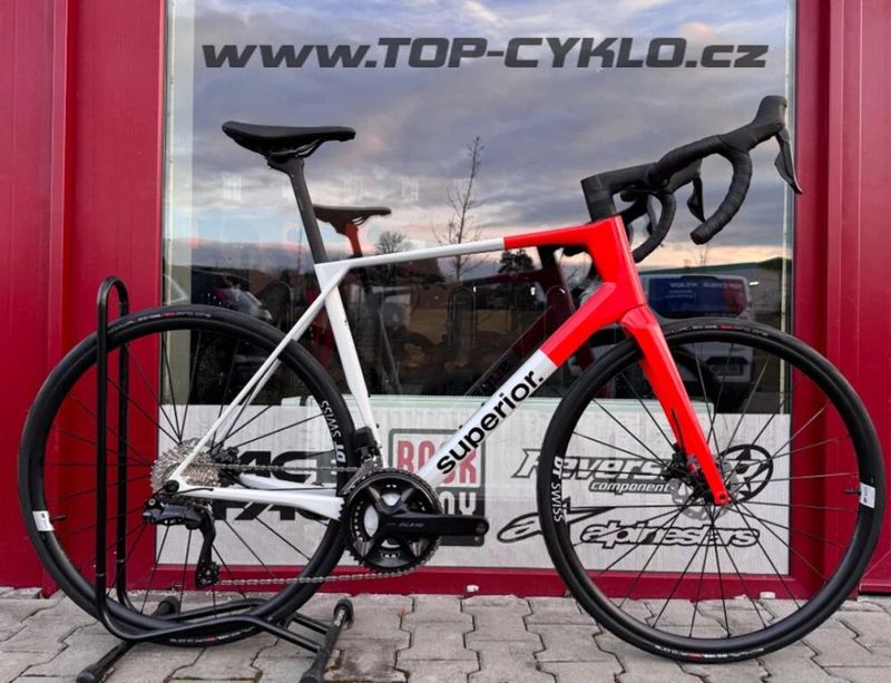 🔥🔥 SLEVA 24.000Kč 🔥🔥 Superior X-ROAD 9.5 GF / Gloss Grey / Orange Red - 58cm carbon