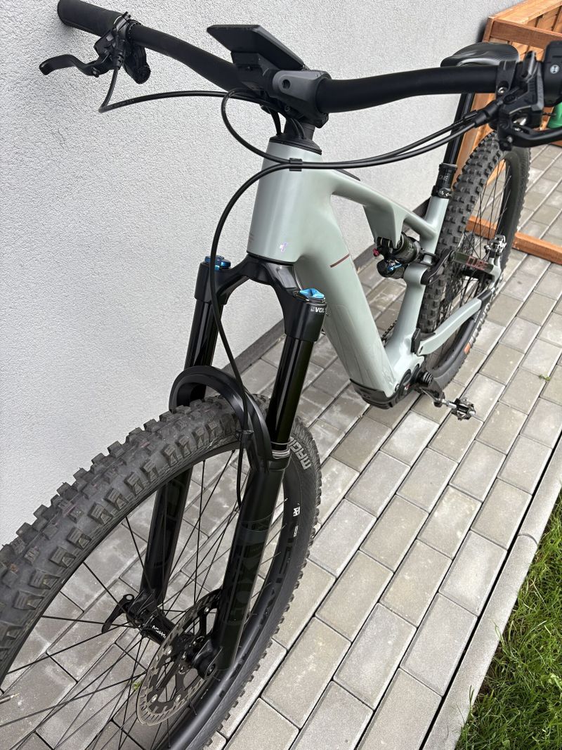 ELEKTROKOLO CUBE AMS HYBRID ONE44 C:68X TM 400X 29 - 17,9 kg